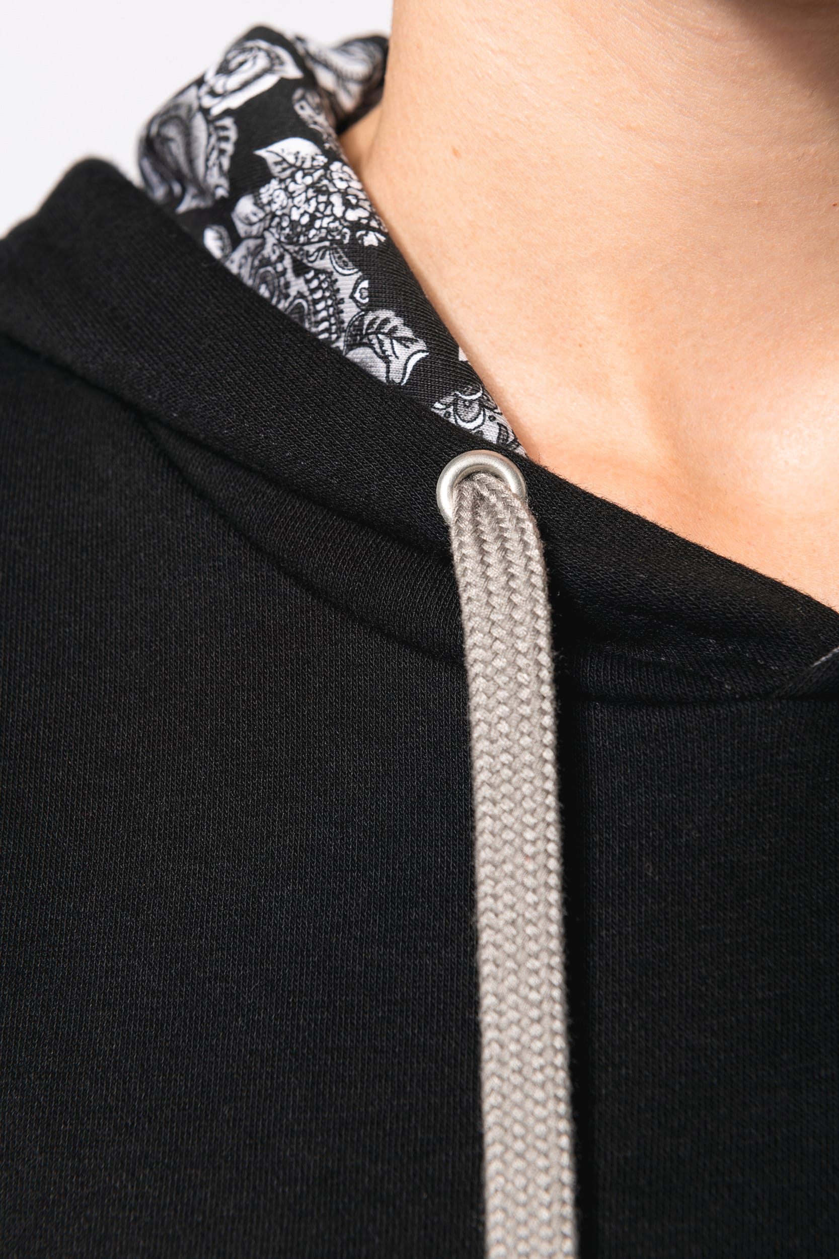 Unisex-Kapuzensweatshirt mit kontrastfarbener Kapuze und Motiven