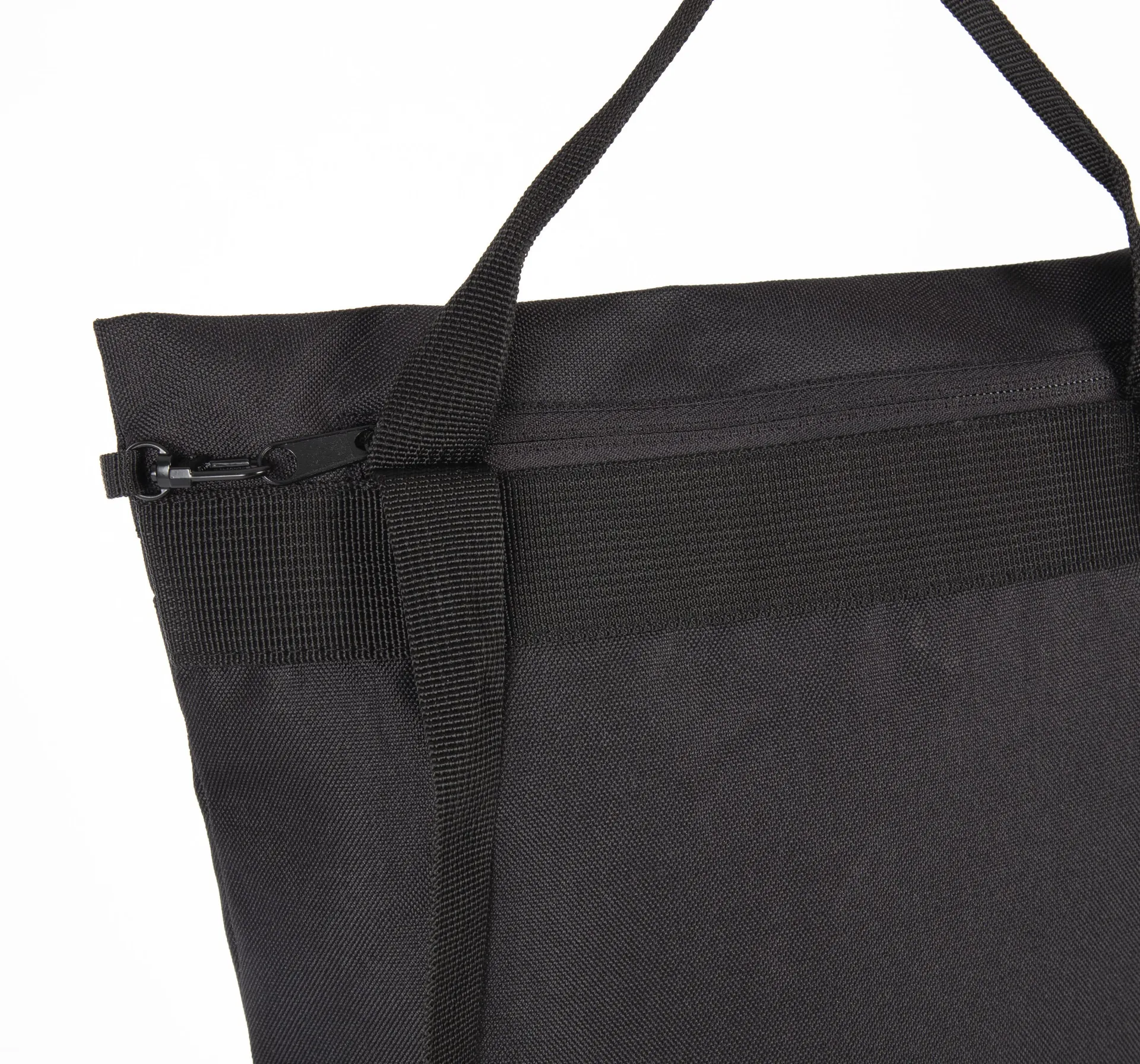 Flacher recycelter City-Rucksack