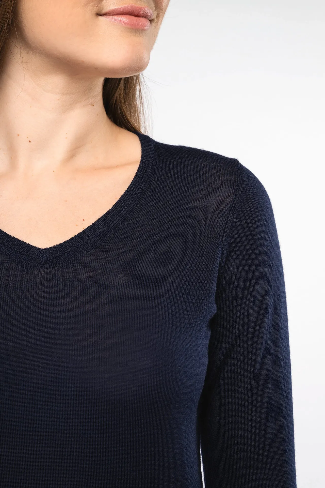 Merino-Damenpullover mit V-Ausschnitt