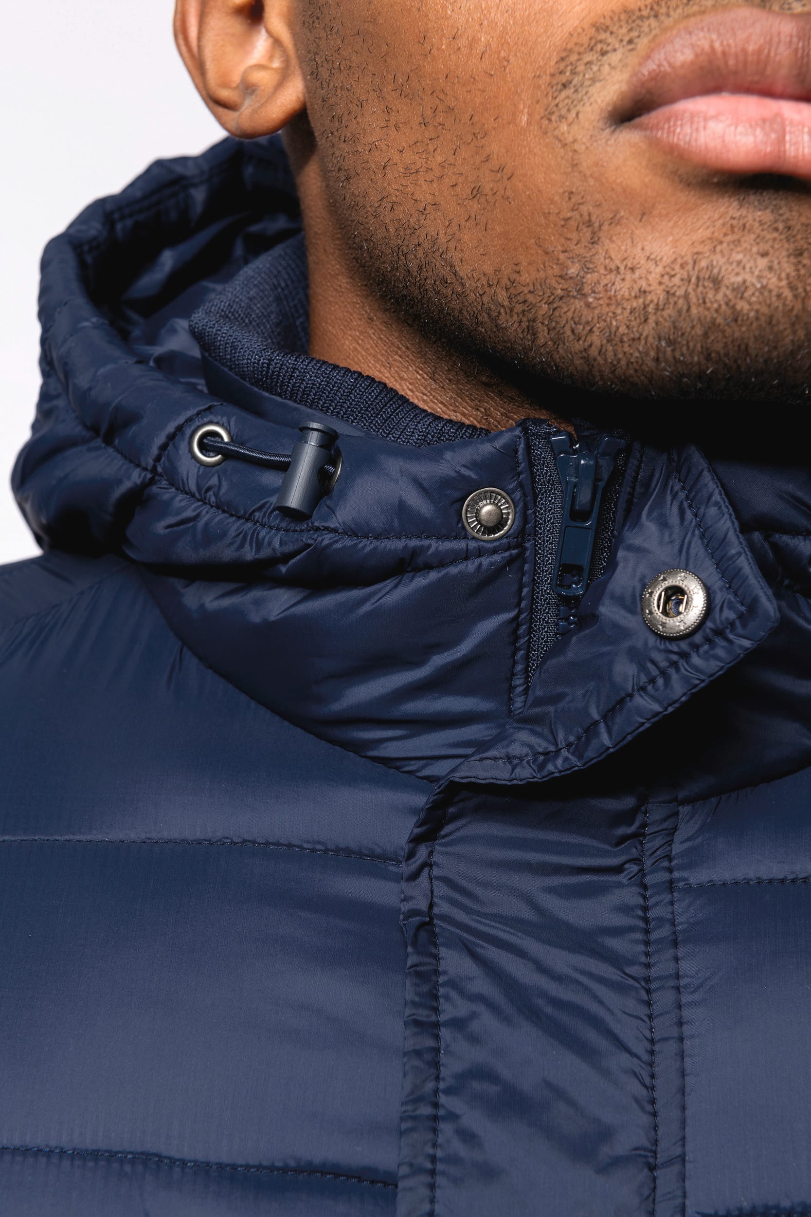 Leichter Herren-Daunenparka mit Kapuze