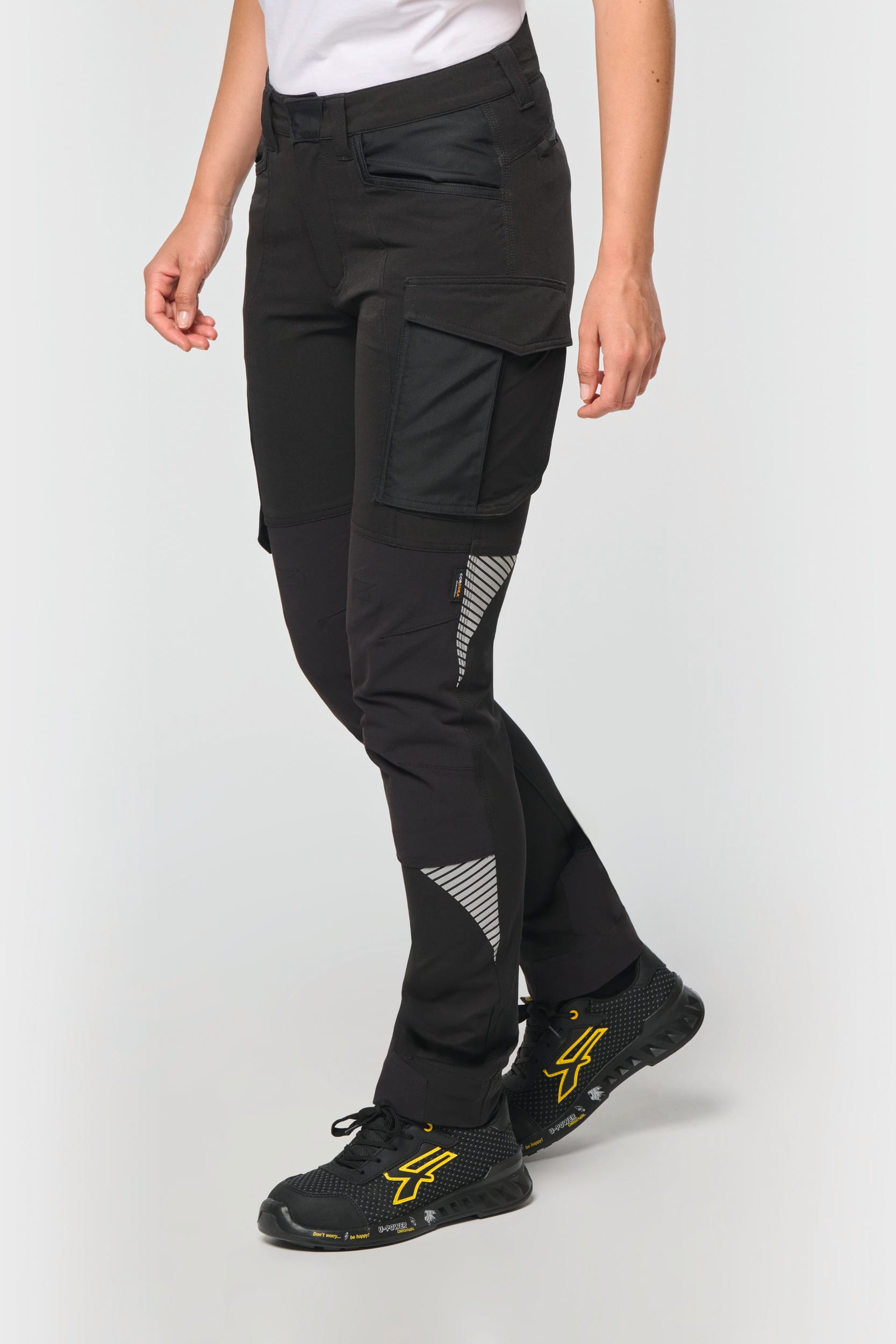 Recycelte Stretchhose mit mehreren Taschen