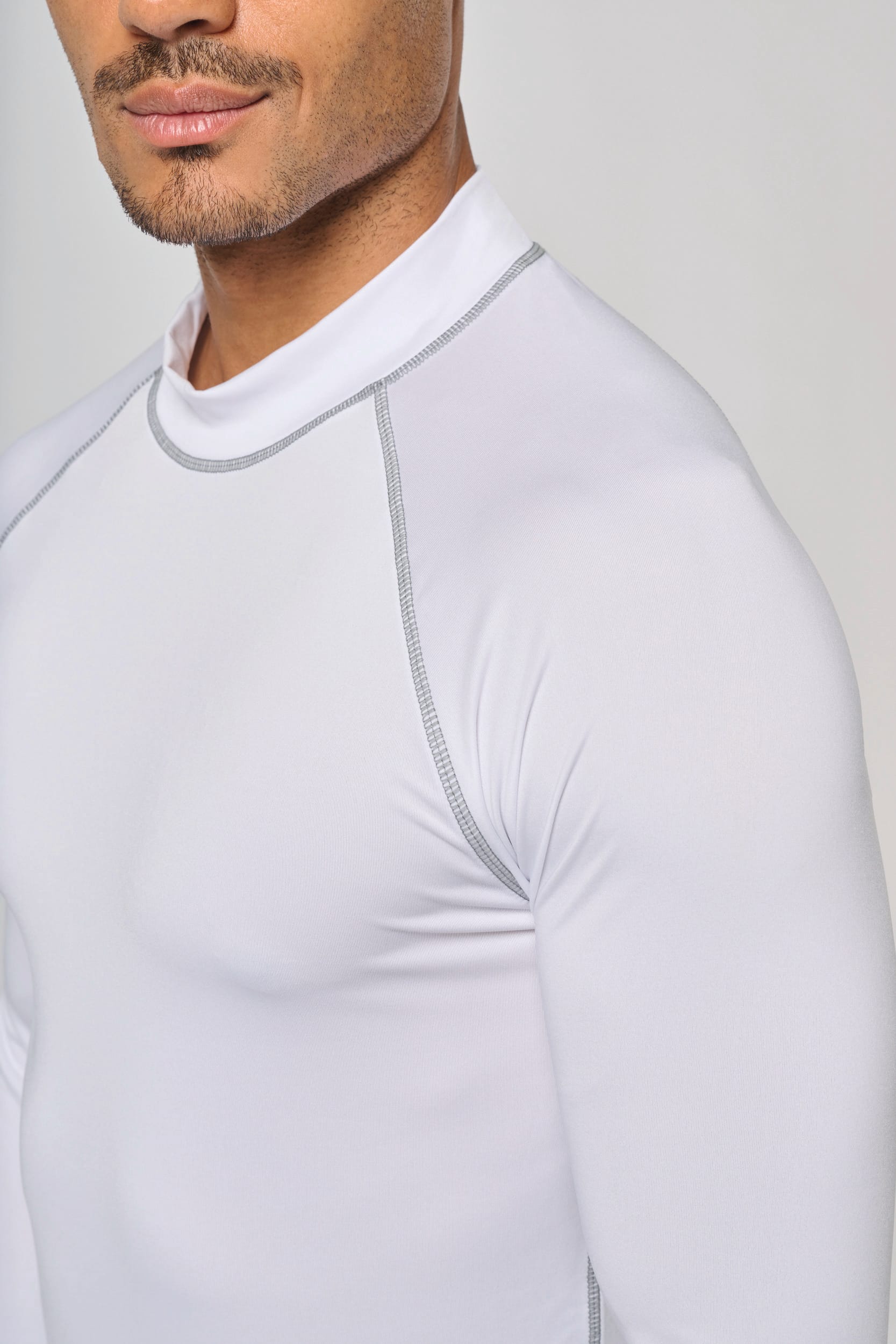 Herren-Funktionsshirt mit langen Ärmeln und UV-Schutz