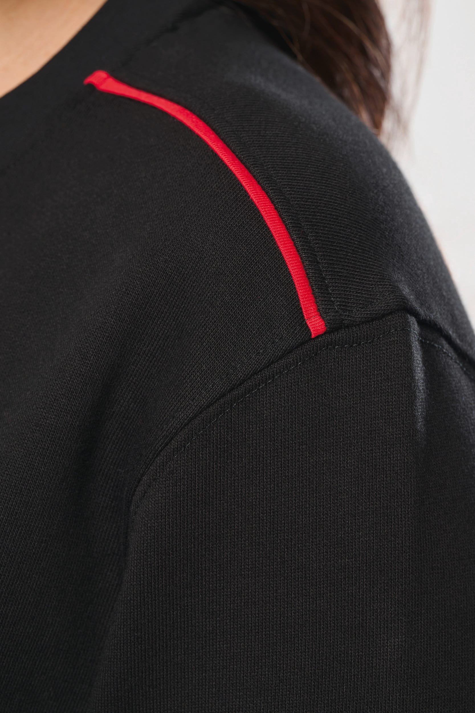 Day To Day Unisex-Sweatshirt mit kontrastfarbener zip Tasche Day To Day Unisex-Sweatshirt mit kontrastfarbener zip Tasche