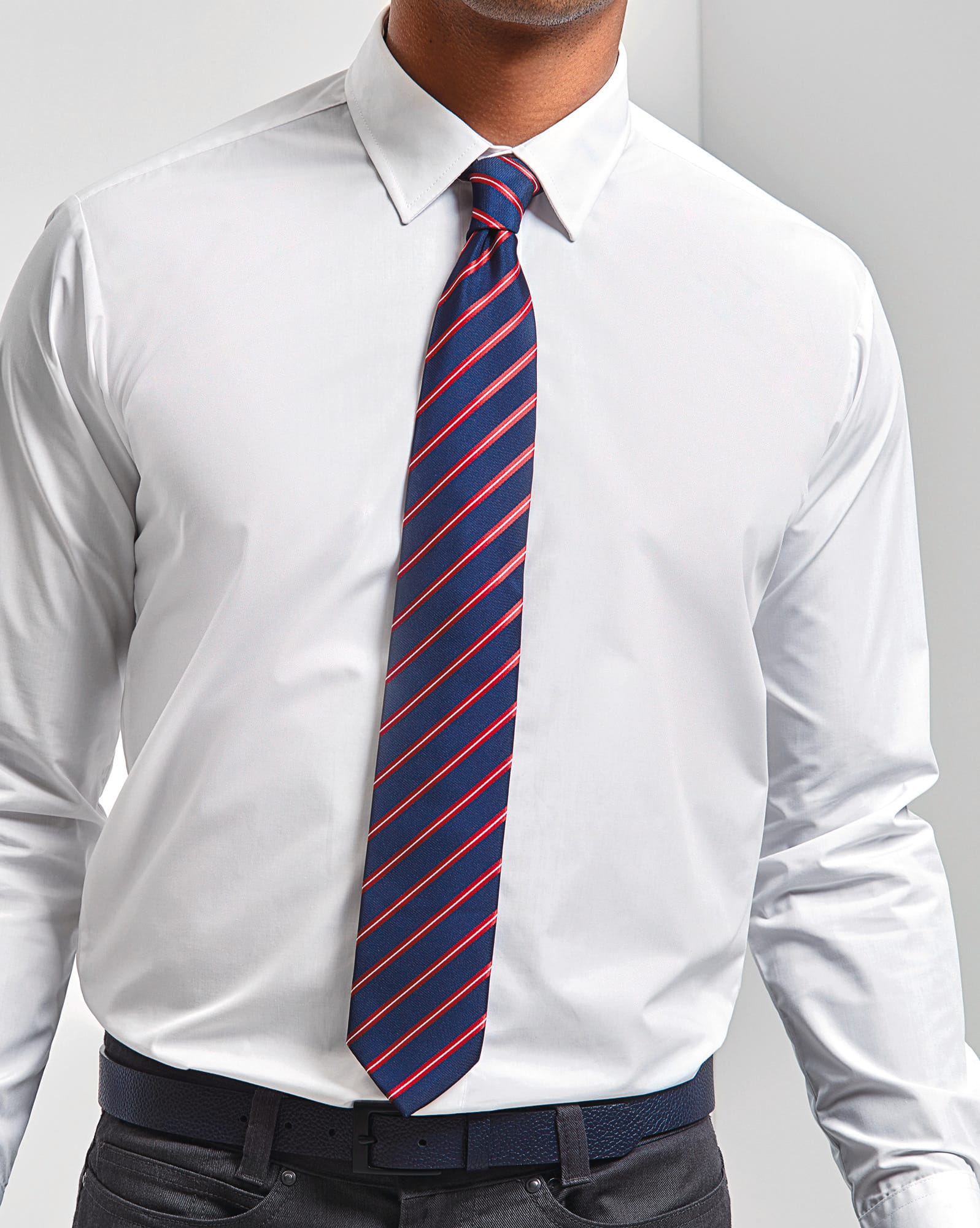 Sports stripe tie