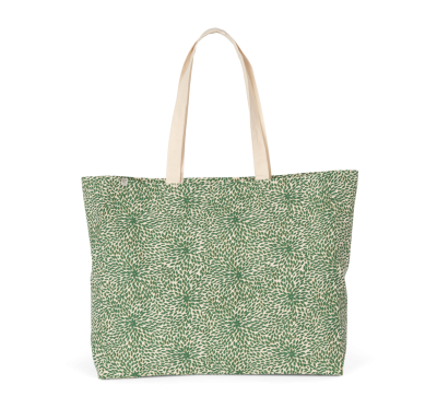 Green leaves / Natural